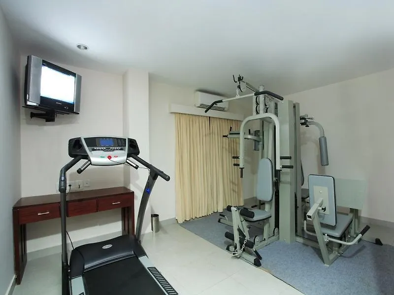Broad Bean Hotel Tripunithura 3*,  Índia